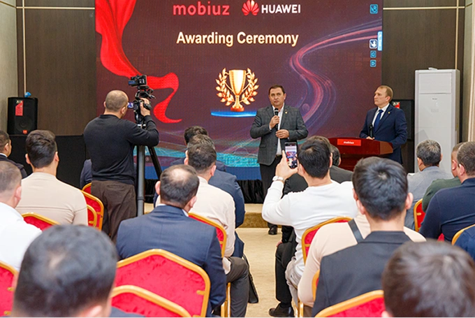 huawei, mobiuz, реклама