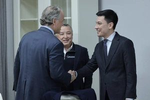 Узбекистан планирует привлечь Oppenheimer к IPO и выпуску облигаций компаний