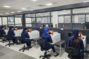 Компания из Термеза запустила переработку афганского золотого сырья