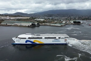 Avstraliyada dunyodagi eng yirik akkumulyatorli kema sinovdan o‘tkazildi