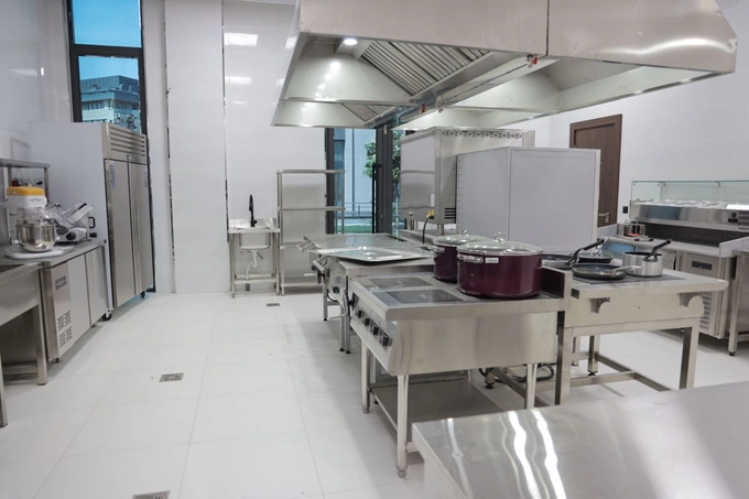 аукцион, банк развития бизнеса, гостиница