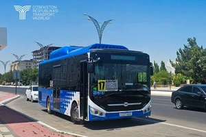 В автобусах Бухары откажутся от оплаты проезда наличными