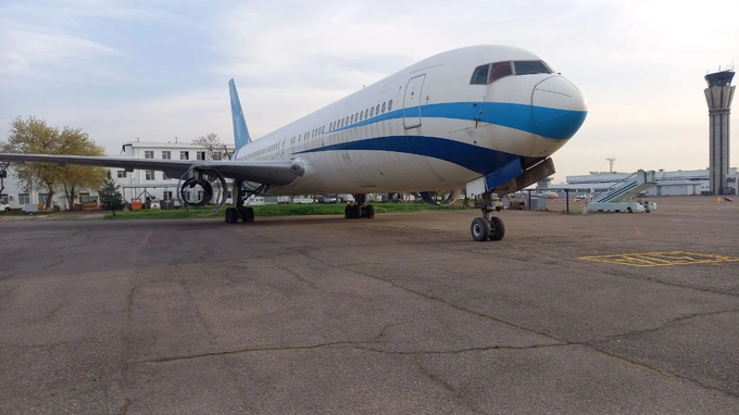 tajik air, аукцион, бпи, самолет