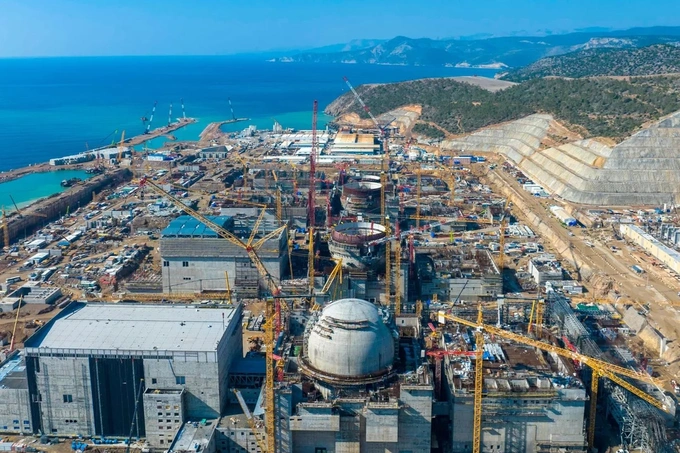 На строительстве АЭС &laquo;Аккую&raquo; в Турции работает 200 узбекистанцев