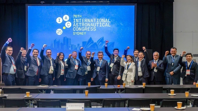 джефф безос, илон маск, мухиддин ибрагимов, узбеккосмос