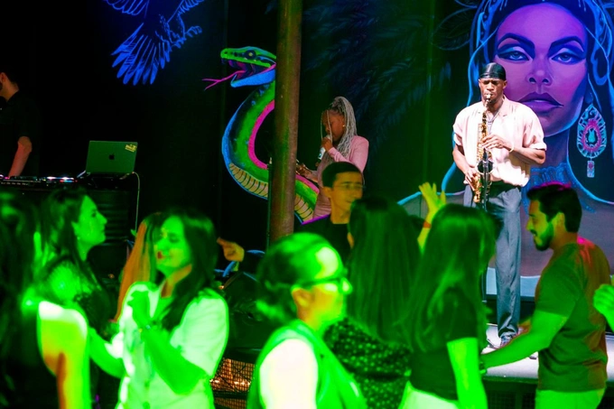 jowi, ресторан, санжар максудов