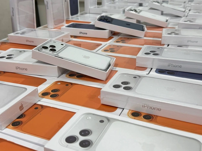 bojxona nazorati, chilonzor, iphone, kontrabanda, shayxontohur