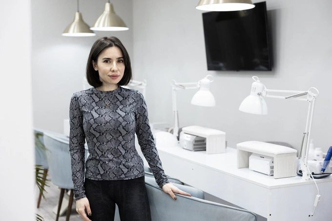 замира курбанова, здоровье, маникюр, салон