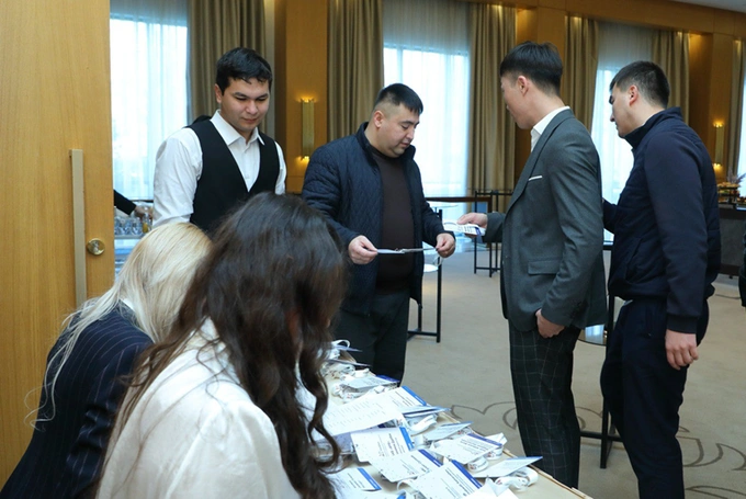 phoenix, реклама