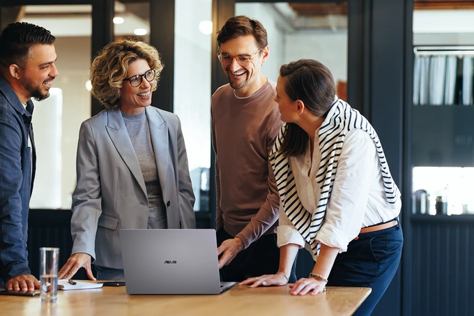 Экосистема для бизнеса без пауз: как серия ASUS Expert P помогает компаниям работать в 2026 году