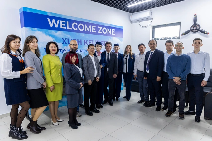 easy to fly academy, reklama