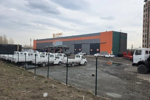 В Сергели на торги выставили здание автомобильного склада Feima