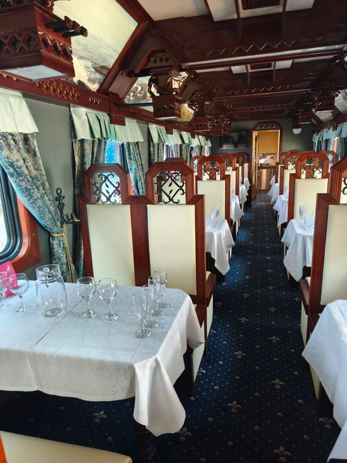 o'ztemiryo'lyo'lovchi, orient silk road express, poyezd, sayyohlik poyezdi