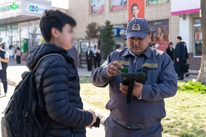 Toshkentda ikki yarim oyda avtobusda yo‘l haqini to‘lamagan 26 mingdan ortiq yo‘lovchi jarimaga tortildi