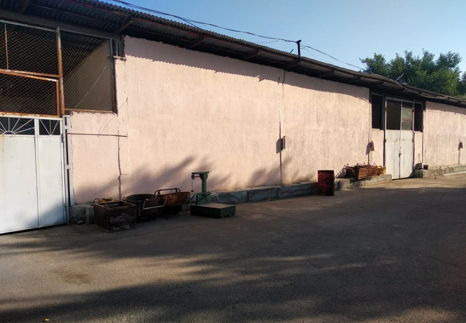 аукцион, яшнабадский район