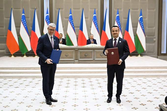 chexiya, hujjatlar, prezident, shavkat mirziyoyev, skoda, transport, hamkorlik, elektropoyezd