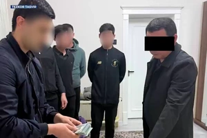 СГБ задержала замхокима Андижанской области при получении взятки в $50 тыс.