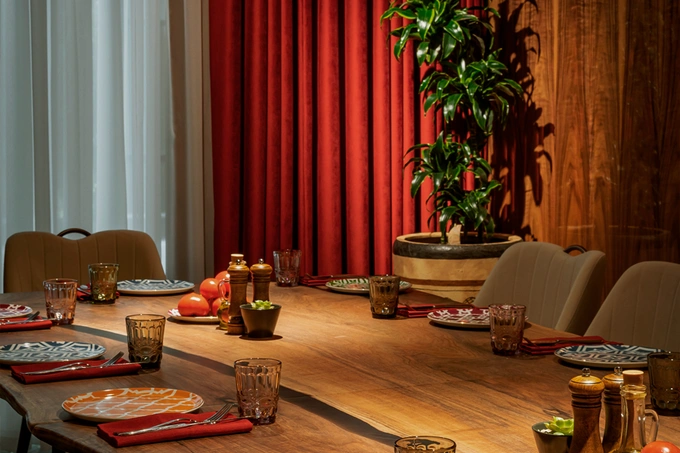 maroon by novikov, реклама