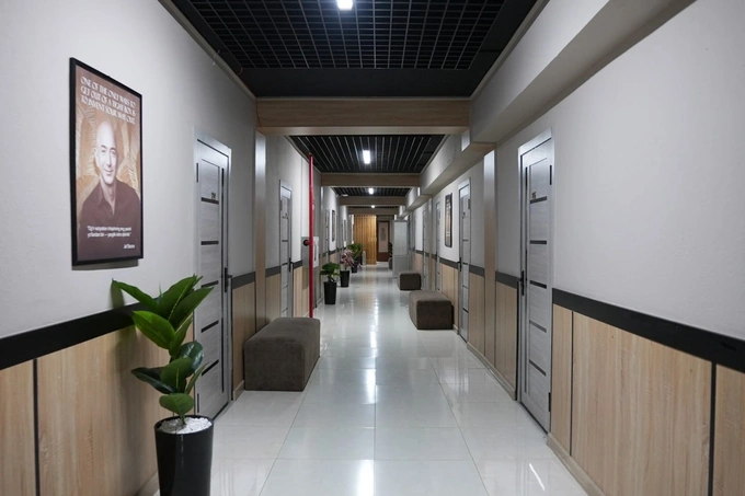 алмазарский район, аукцион, гостиница