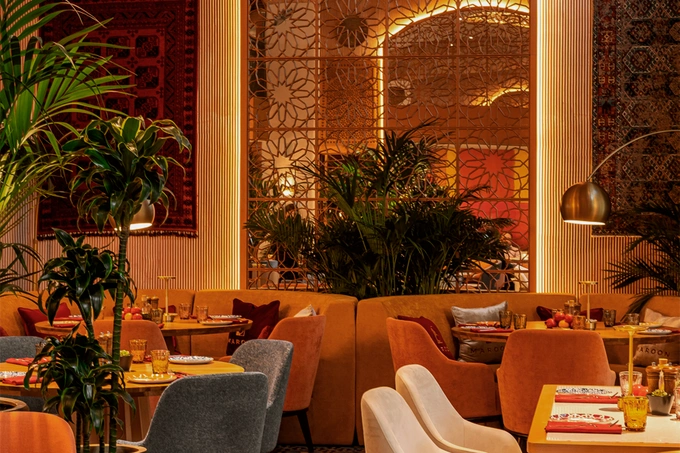 maroon by novikov, реклама