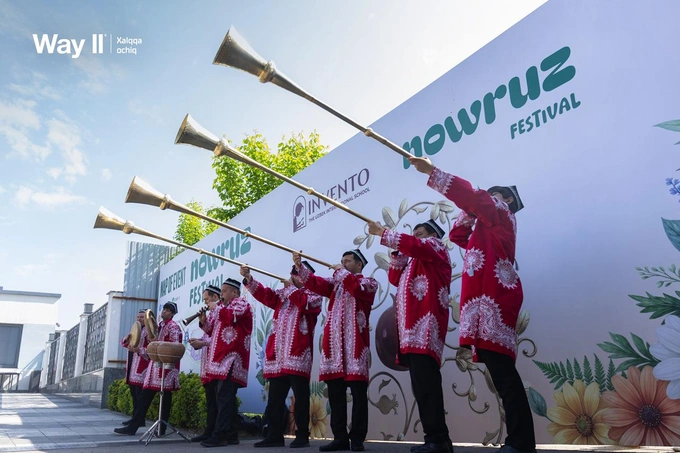 way ii, реклама