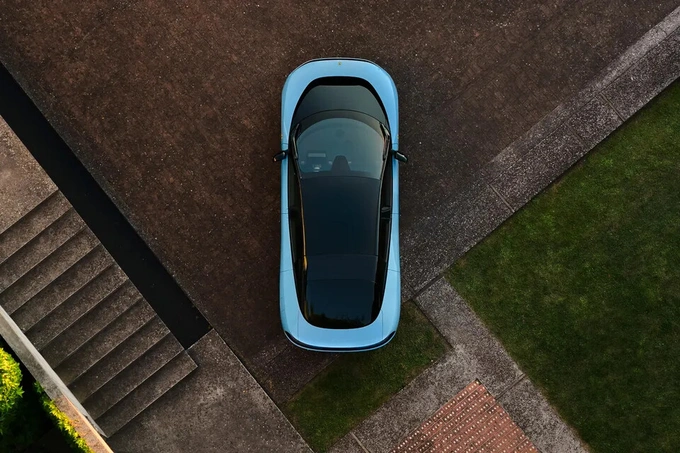 elektromobil, ferrari, luce