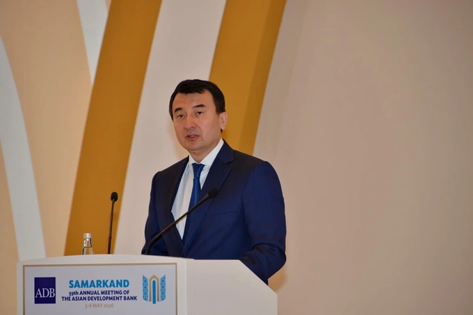 азиатский банк развития, жамшид ходжаев, инвестиции
