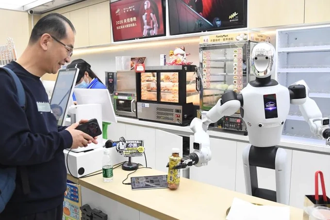 Gonkongda odamsimon robot boshqaruvidagi birinchi do‘kon ochiladi