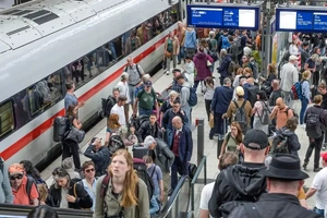 Germaniyada barcha poyezdlar radioaloqa tizimi nosozligi tufayli to‘xtab qoldi