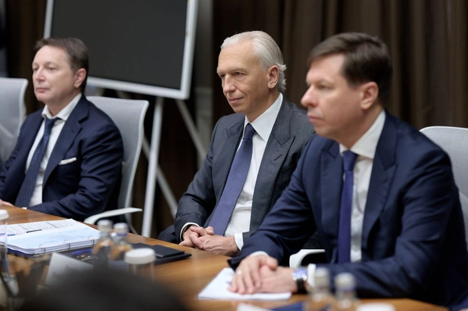 авиакеросин, александр новак, бензин, жамшид ходжаев, нефтепродукты, нефть