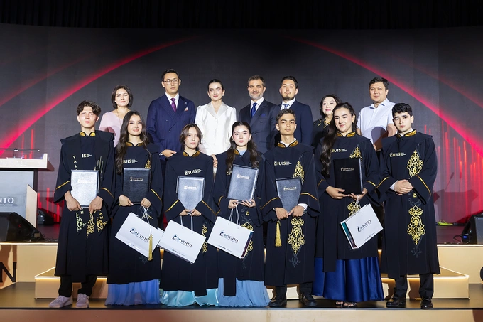Как прошел первый выпускной вечер в Invento the Uzbek International School