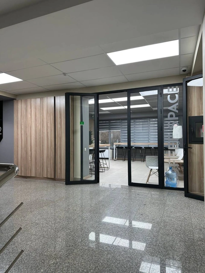 yangi bank