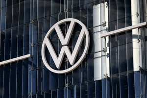Volkswagen 2026-yil oxirigacha 19 ming nafar xodimini ishdan bo‘shatadi — Reuters