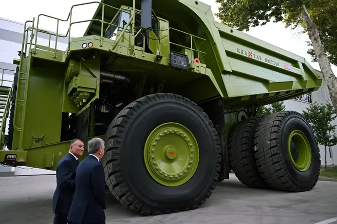 krantas, pikap, prezident, shavkat mirziyoyev, yuk mashinalari