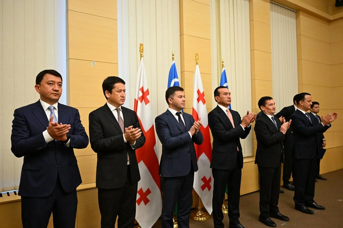 gruziya, hujjatlar, prezident, shavkat mirziyoyev