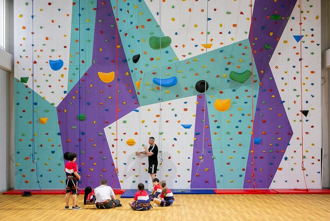 ois, oxbridge international school, реклама