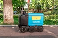 kuryer, robot-kuryer, yandeks lavka, yandex lavka, yandex uzbekistan