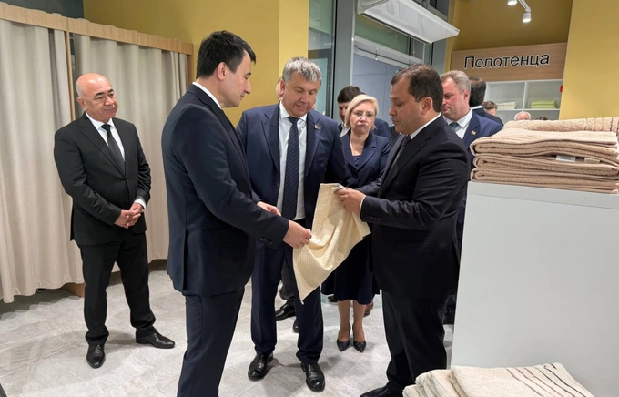 belarus, davron vahobov, minsk, savdo uyi