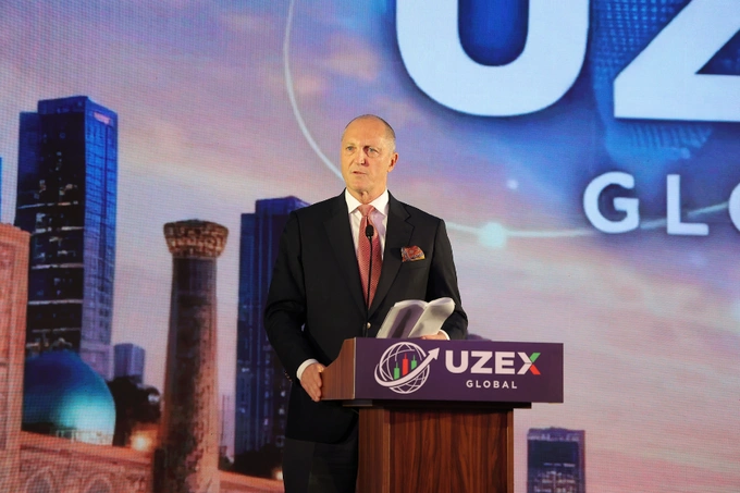 uzex, реклама