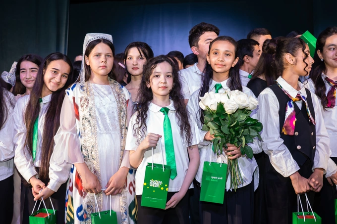 ipak yuli bank, реклама