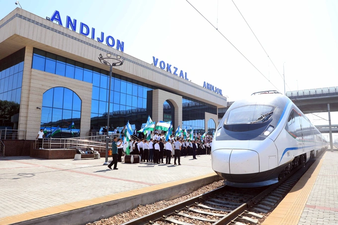 poyezd qatnovi, toshkent-andijon, elektropoyezd, temir yo‘l