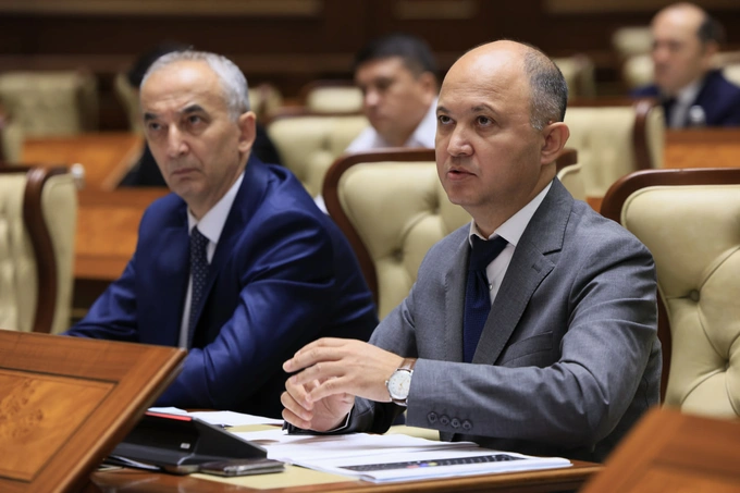 alifbo, alifbo islohoti, qonunchilik, Nodirjon Xolbo‘tayev