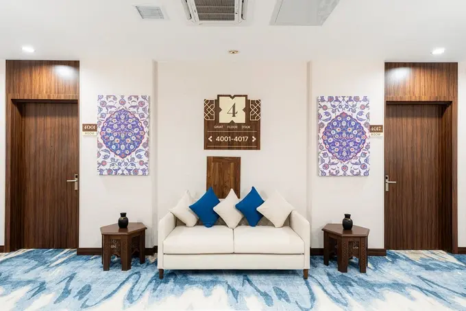 auksion, mehmonxona, universal bank, yangi toshkent