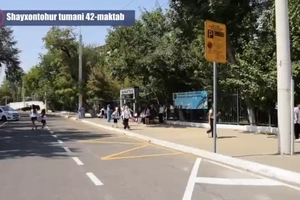 Toshkentdagi maktablar oldida o‘quvchilarni xavfsiz tushirish zonalari tashkil etilmoqda
