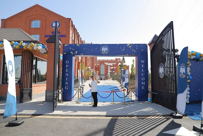 vosiq international school, реклама