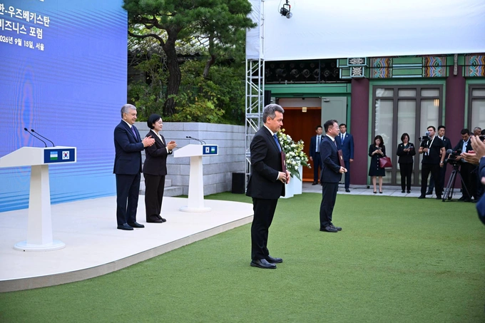 biznes forum, farg'ona, jizzax, kia sonet, prezident, shavkat mirziyoyev