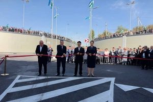 В Зангиатинском районе открылся новый железнодорожный путепровод